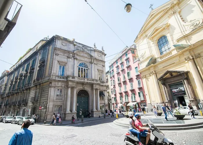 Palazzo Doria D'Angri Suites Neapel